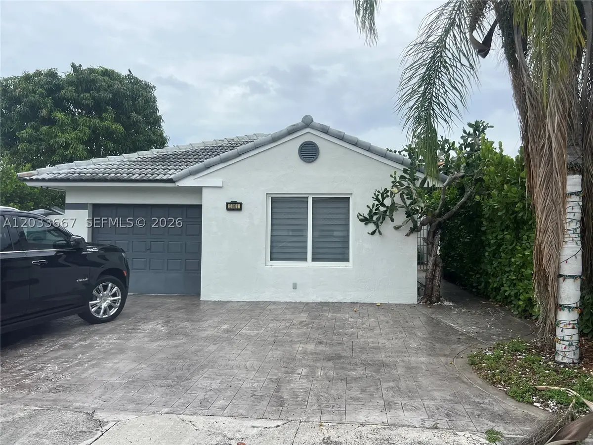 5861 SW 149th Ct, Miami, FL 33193 - #1