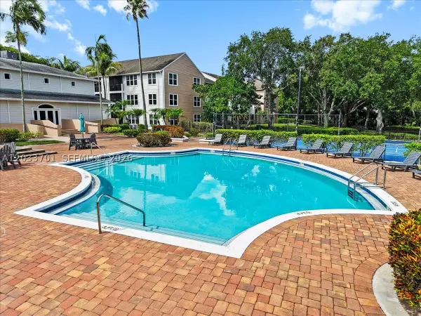 2303 N Congress Ave #27, Boynton Beach, FL 33426