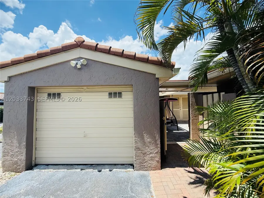 103 Tweedbrook Ln #101, Hollywood, FL 33021 - #2