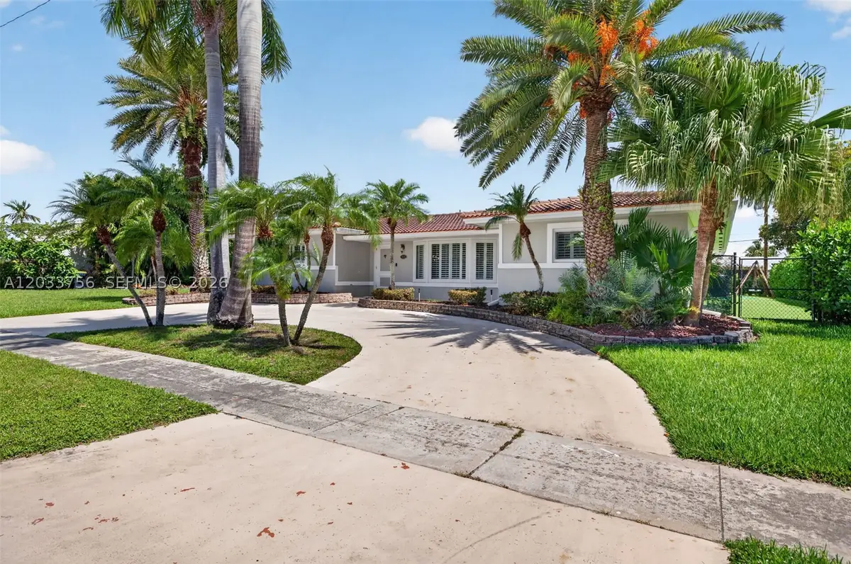 313 SE 6th St, Dania Beach, FL 33004 - #1