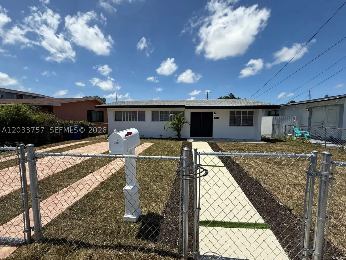 1749 NW 154th St, Miami Gardens, FL 33054 - #1