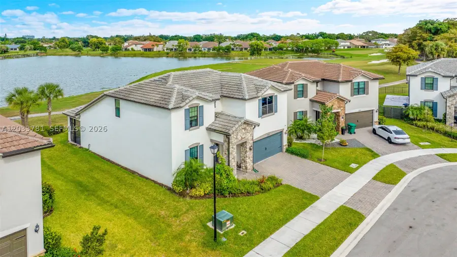 7700 NW 84th Ln, Tamarac, FL 33321 - #2