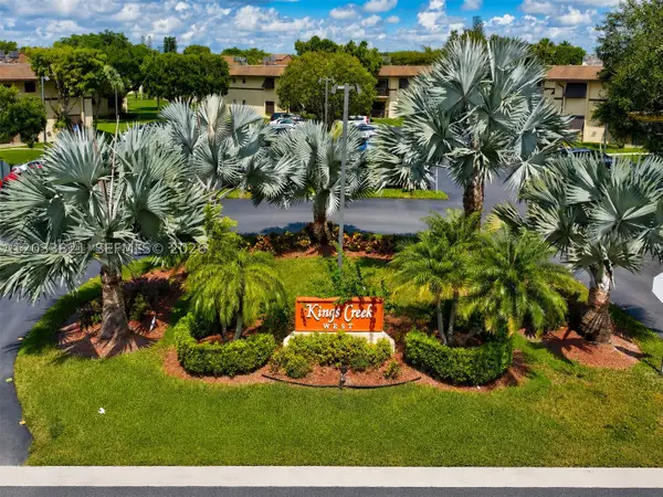 7935 SW 86th St #823, Miami, FL 33143