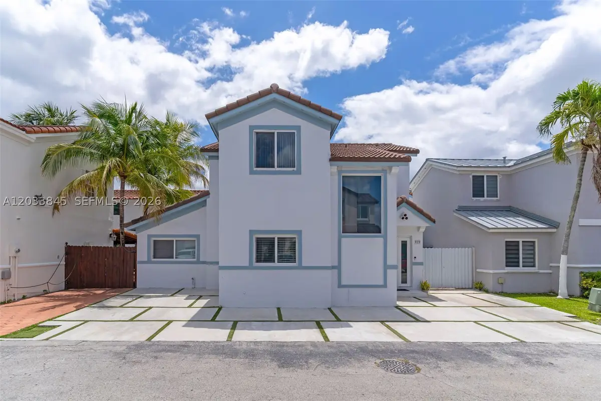 979 NW 126th Path, Miami, FL 33182 - #1
