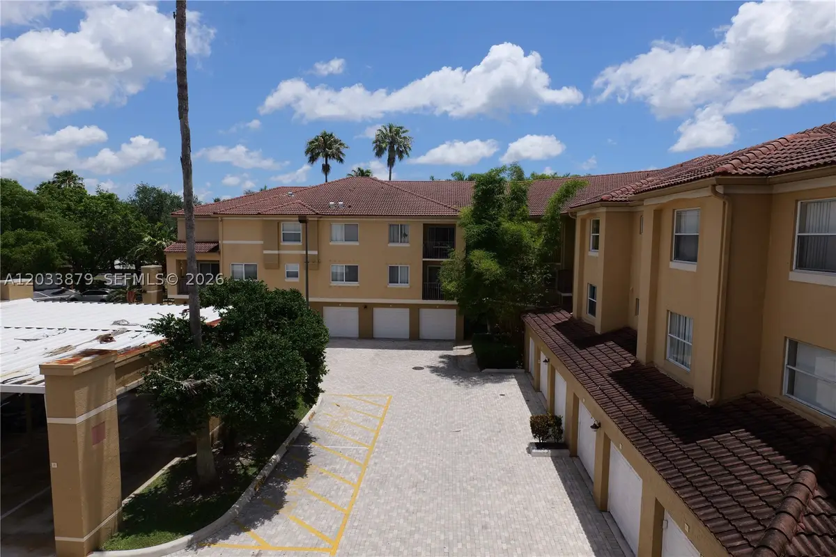 771 N Pine Island Rd #308, Plantation, FL 33324 - #1