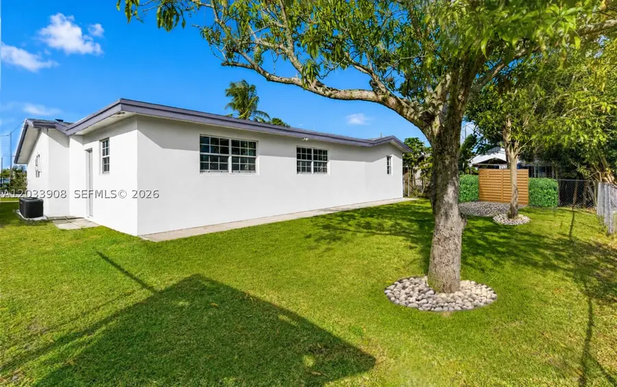 6600 NW 26th St, Sunrise, FL 33313 - #3