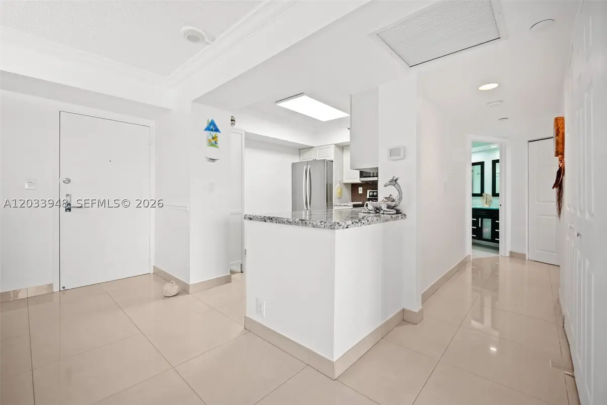 19101 NE 36th Ct #504, Aventura, FL 33180 - #1