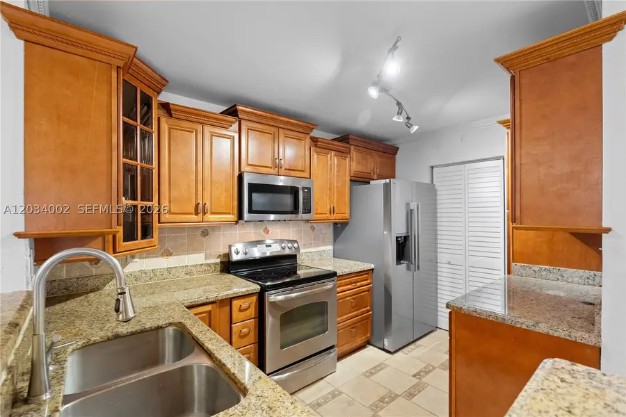 11229 W Atlantic Blvd #108, Coral Springs, FL 33071 - #2