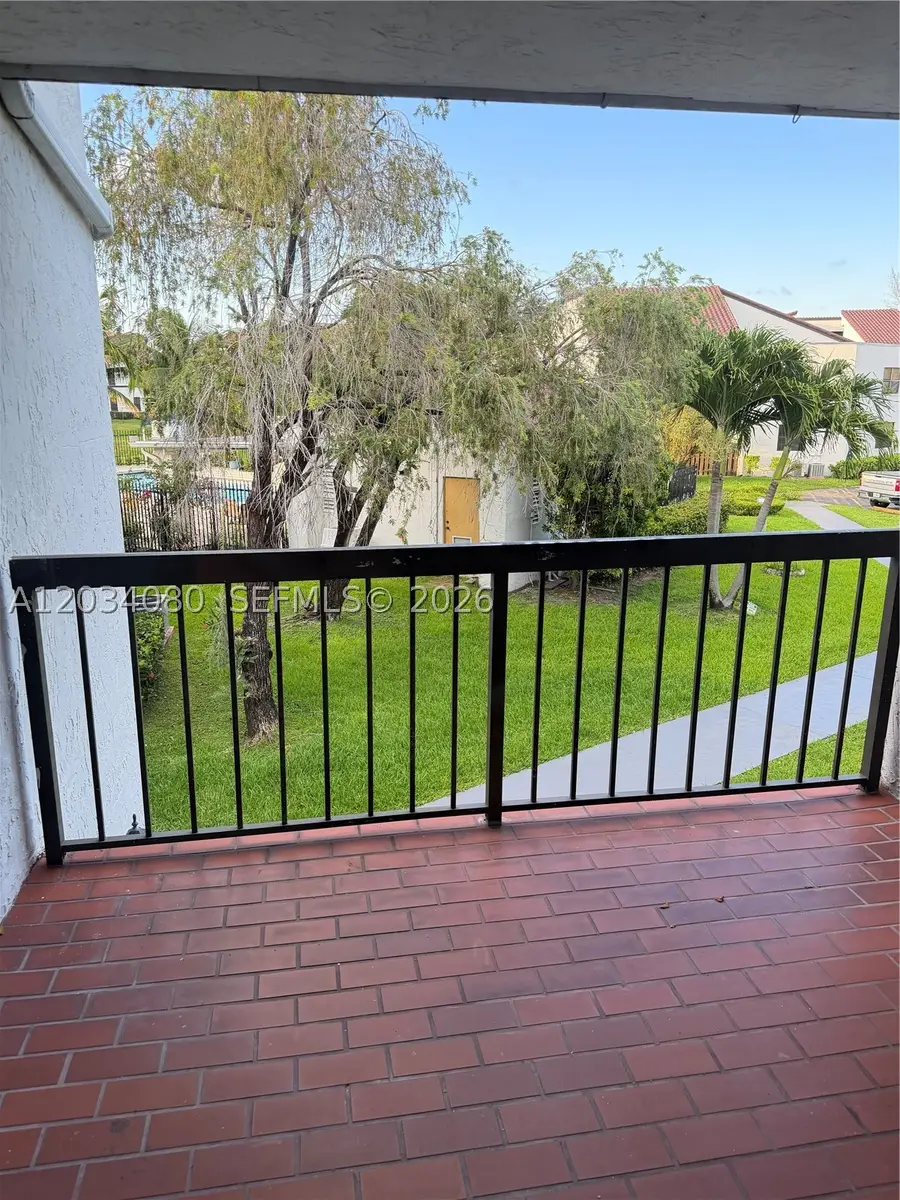 9429 Fontainebleau Blvd #207-33, Miami, FL 33172 - #3