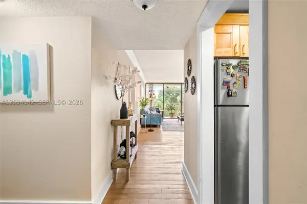 13120 SW 92nd Ave #B-313, Miami, FL 33176