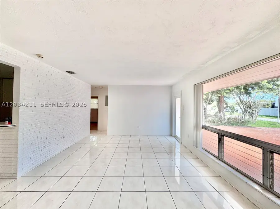 7711 Juniper St, Miramar, FL 33023 - #3