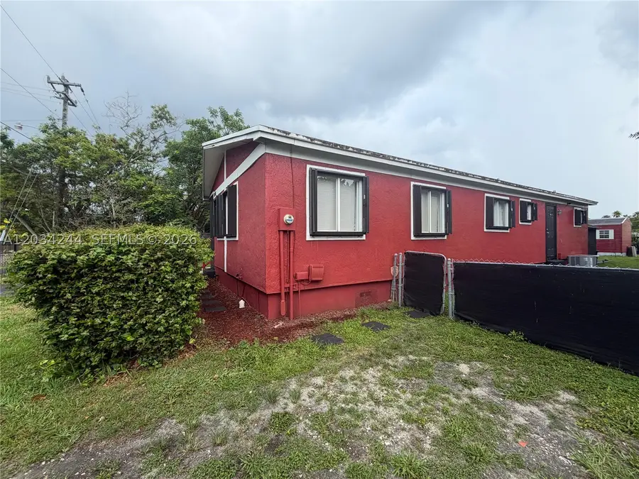 16980 SW 104th Ave, Miami, FL 33157 - #2