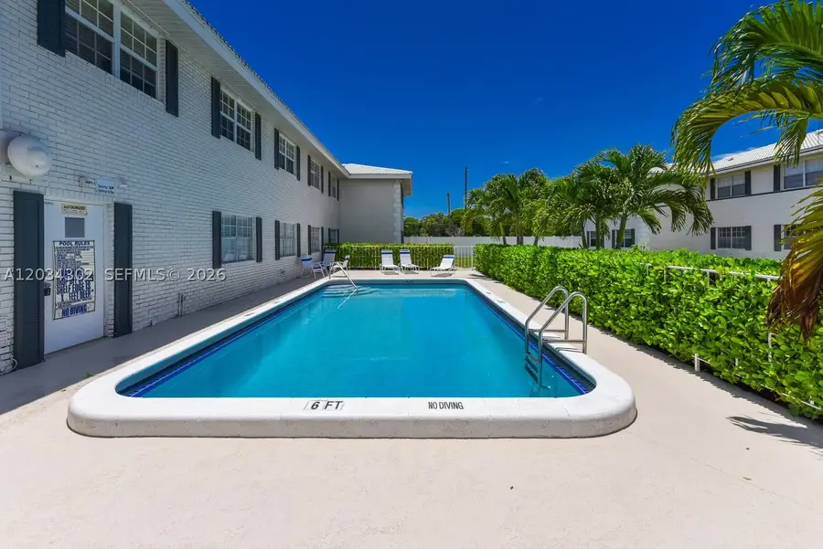 298 SW 6th St #103, Boca Raton, FL 33432 - #2