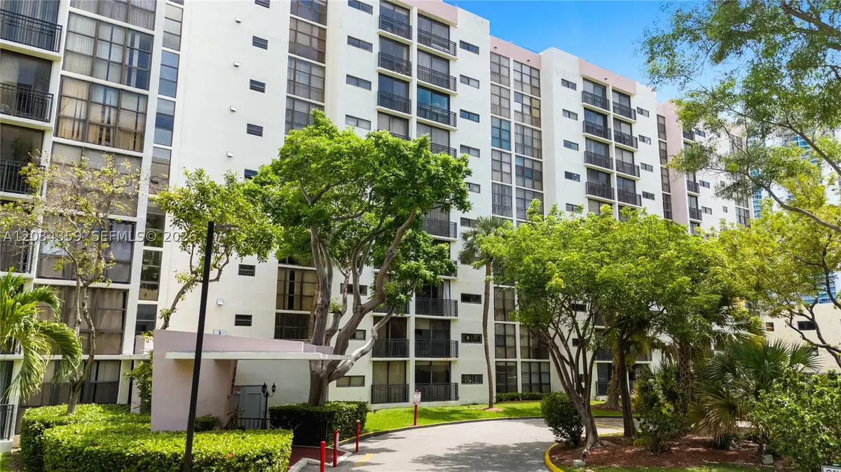 17021 N Bay Rd #429, Sunny Isles Beach, FL 33160 - #1