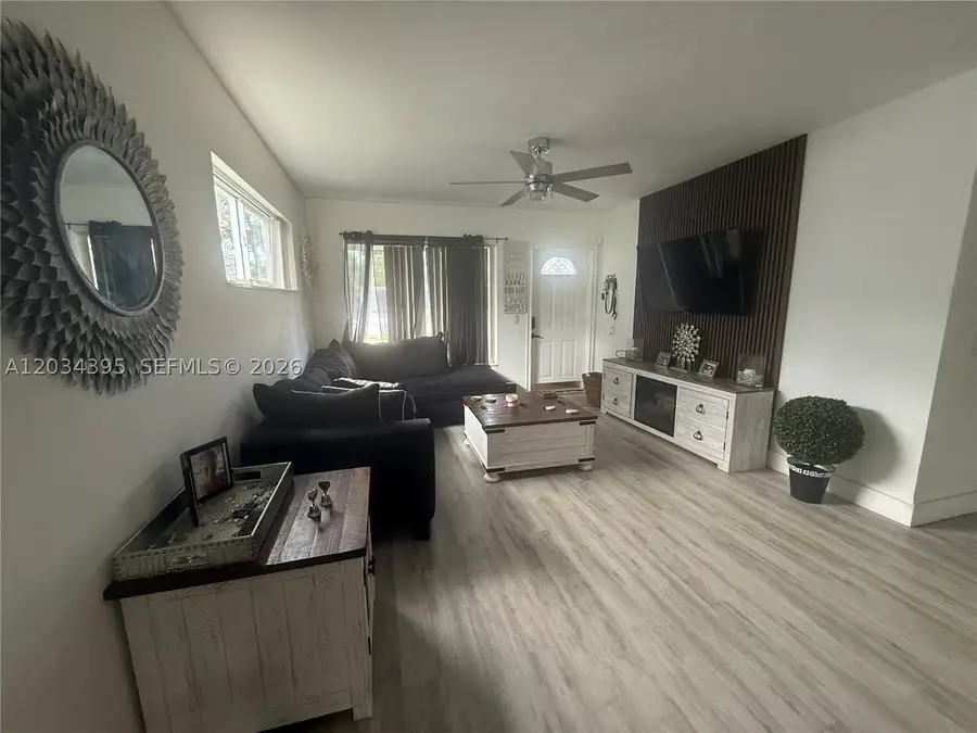 2538 Coolidge St, Hollywood, FL 33020 - #3