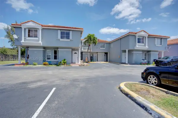 1187 NW 123rd Pl, Miami, FL 33182