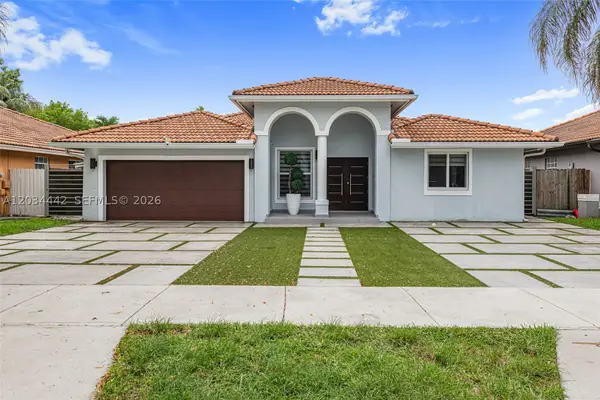 15932 SW 101st Ter, Miami, FL 33196