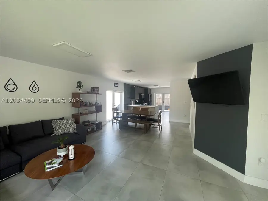 5733 NW 100th Ct, Doral, FL 33178 - #3