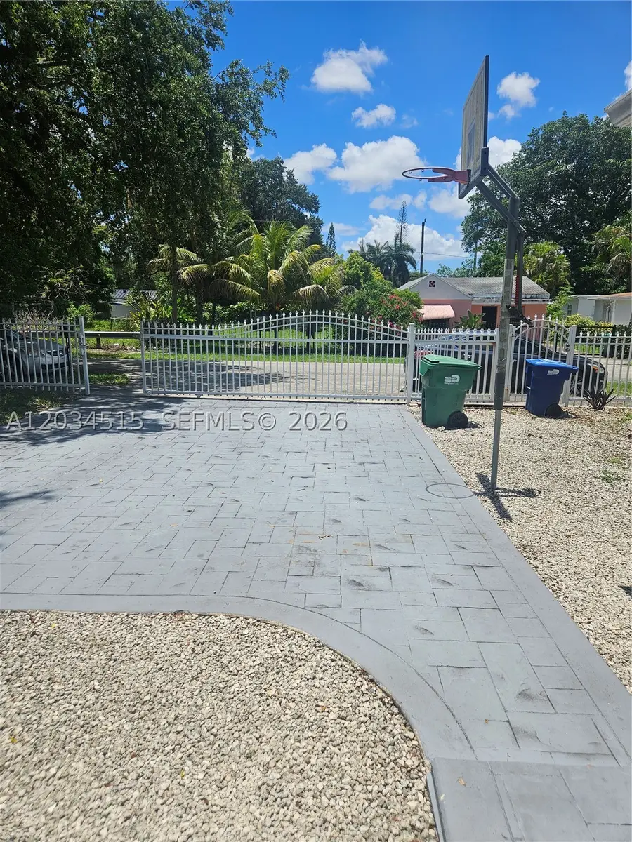 1905 NW 113th Ter, Miami, FL 33167 - #3