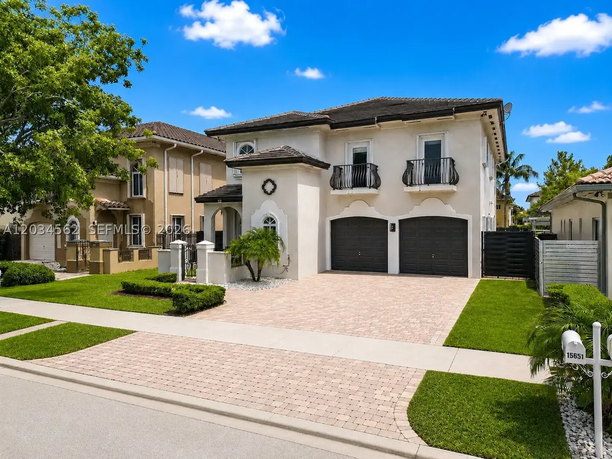 15651 SW 14th St, Miami, FL 33194 - #1