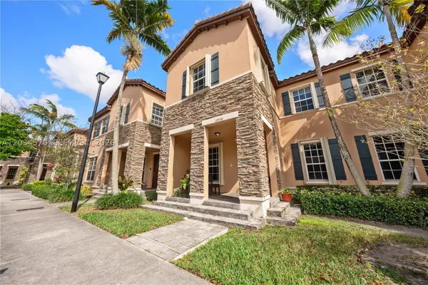16958 SW 92nd St #16958, Miami, FL 33196