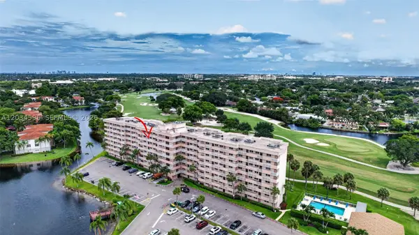 250 Jacaranda Dr #703, Plantation, FL 33324