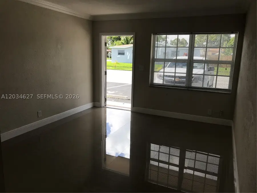 4260 NW 31st Ter, Lauderdale Lakes, FL 33309 - #3