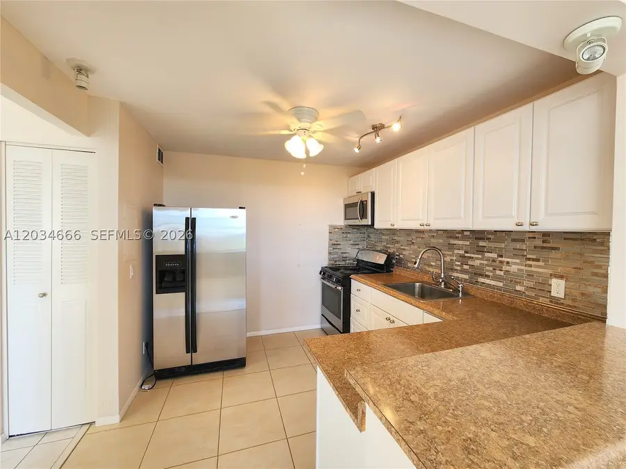 2025 NE 164th St #503, North Miami Beach, FL 33162 - #2