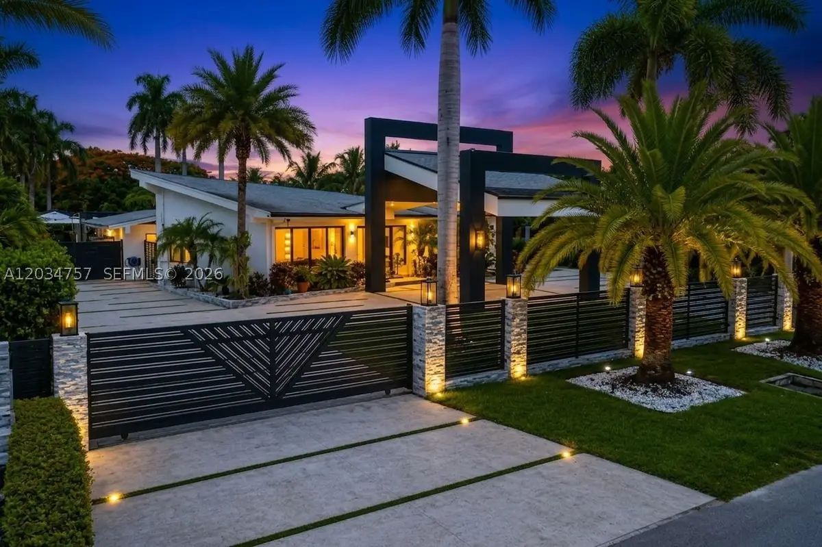 8445 SW 5th St, Miami, FL 33144 - #1