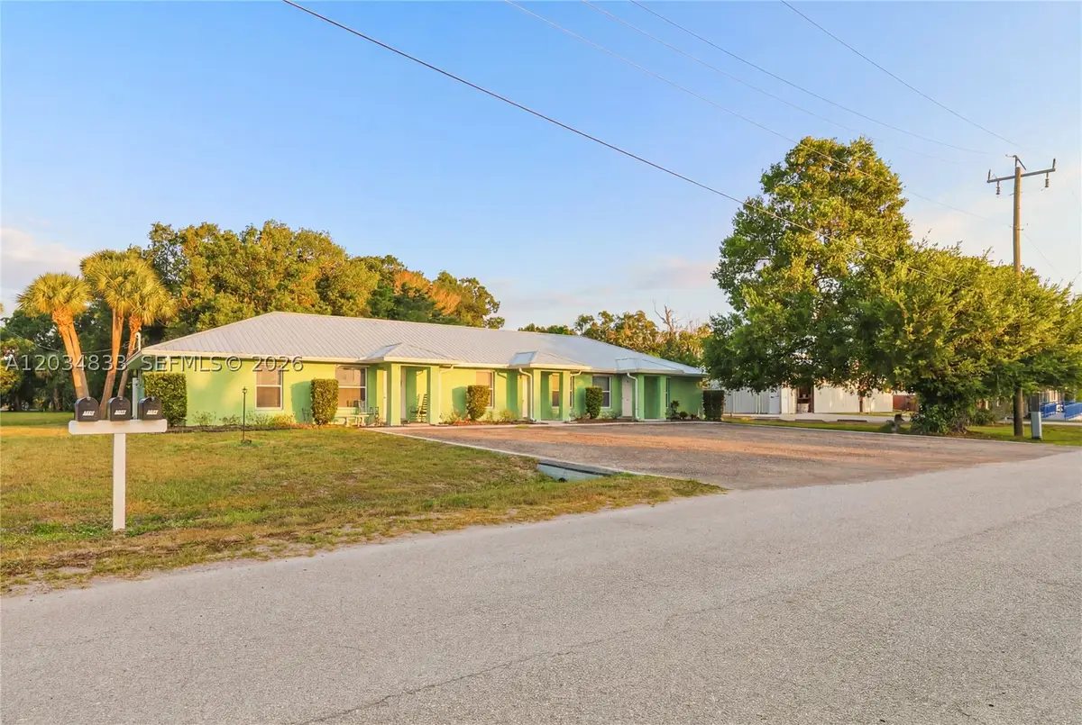 810 SW 2nd St, Okeechobee, FL 34974 - #1