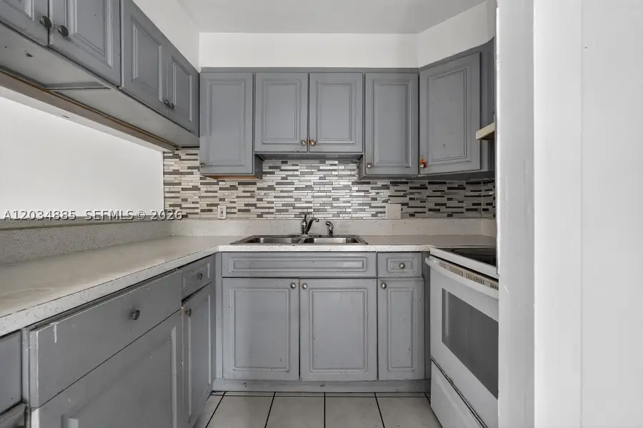 20054 SW 123rd Dr, Miami, FL 33177 - #2