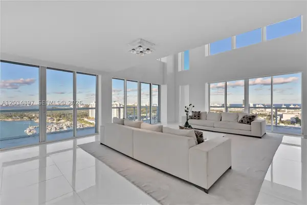 10 Venetian Way #PH04, Miami Beach, FL 33139