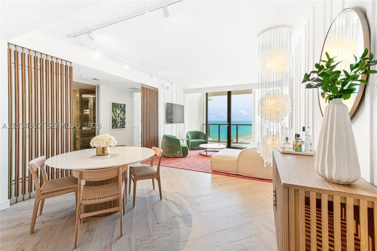 2201 Collins Ave #1019, Miami Beach, FL 33139 - #1