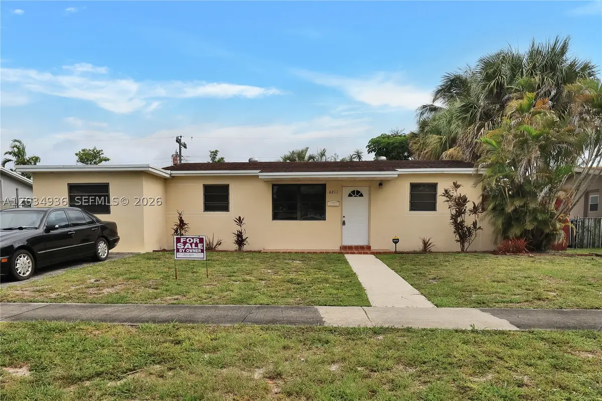 6211 NW 19th St, Sunrise, FL 33313 - #1