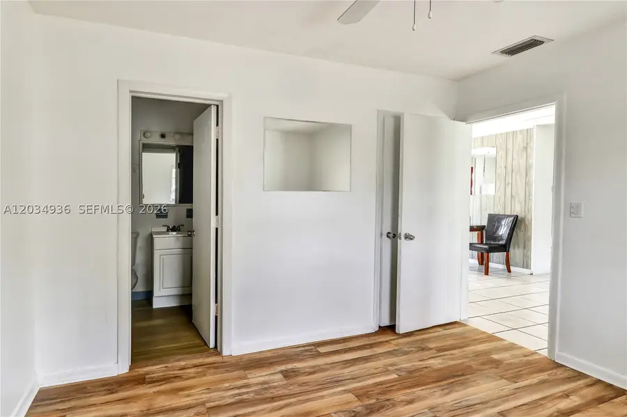 6211 NW 19th St, Sunrise, FL 33313 - #3