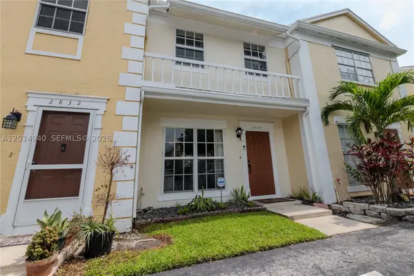 2836 S Edgehill Ln, Cooper City, FL 33026