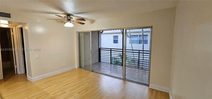 5352 NE 6th Ave #G9, Oakland Park, FL 33334 - #3