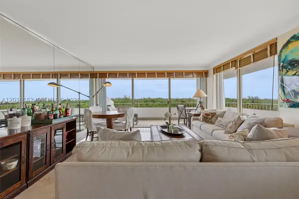 155 Ocean Lane Dr #614, Key Biscayne, FL 33149