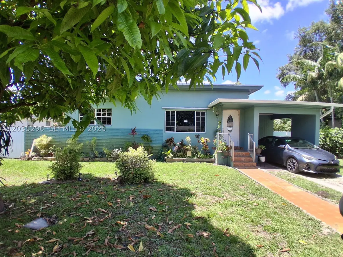 220 NW 150th St, Miami, FL 33168 - #1