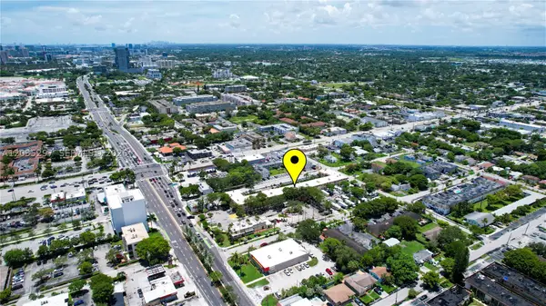 421 NE 1st St #101, Hallandale Beach, FL 33009