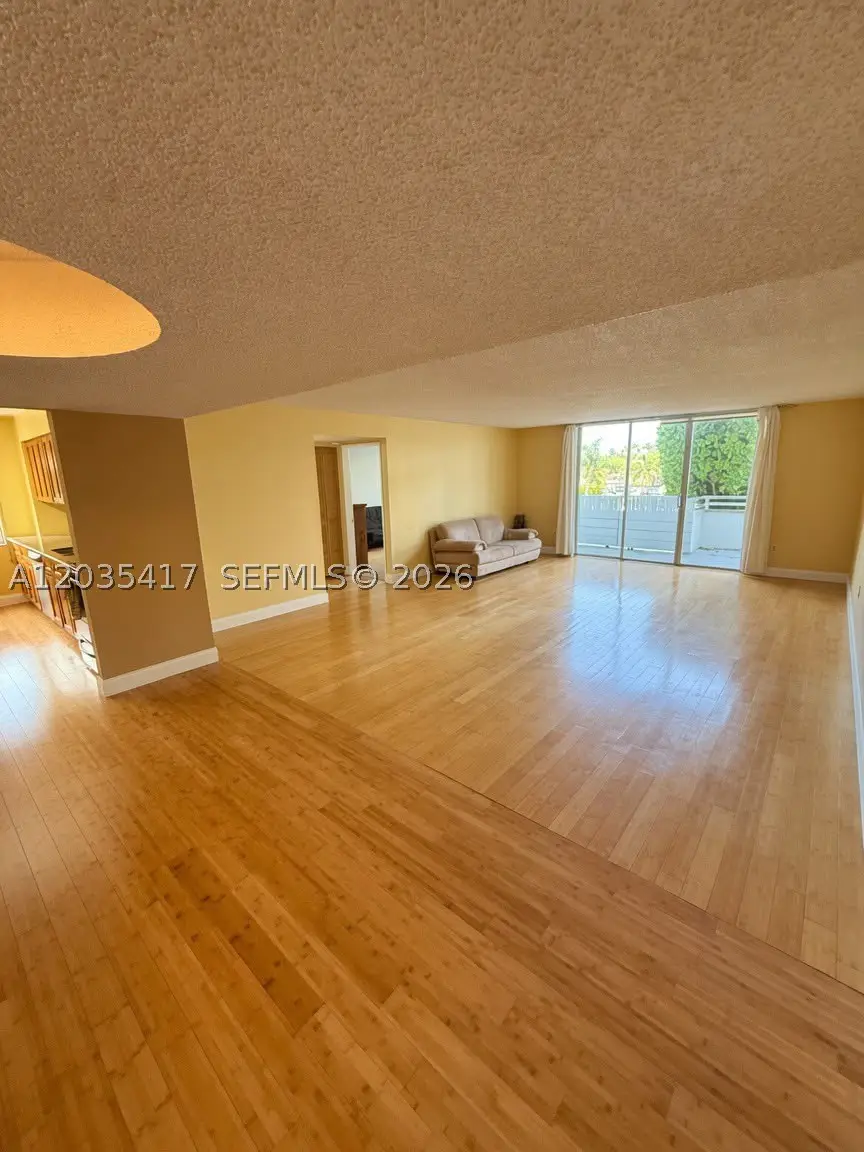 2801 NE 183rd St #202W, Aventura, FL 33160 - #1