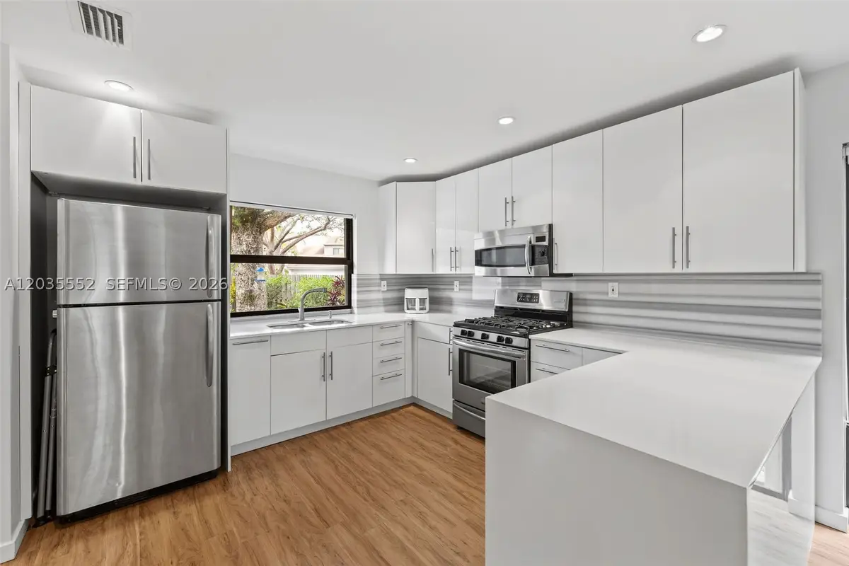 11045 SW 113th Pl, Miami, FL 33176 - #1