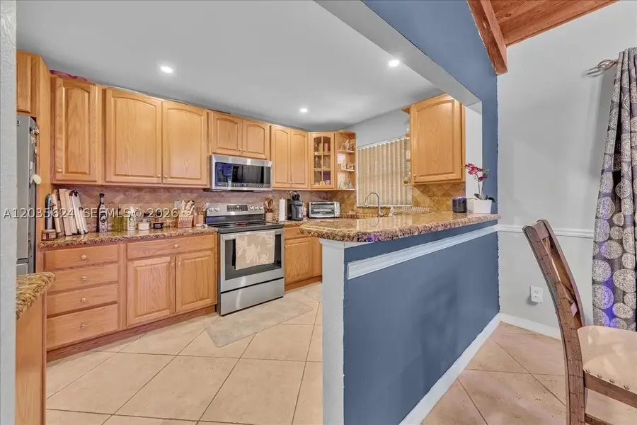 2155 Nova Village Dr, Davie, FL 33317 - #3