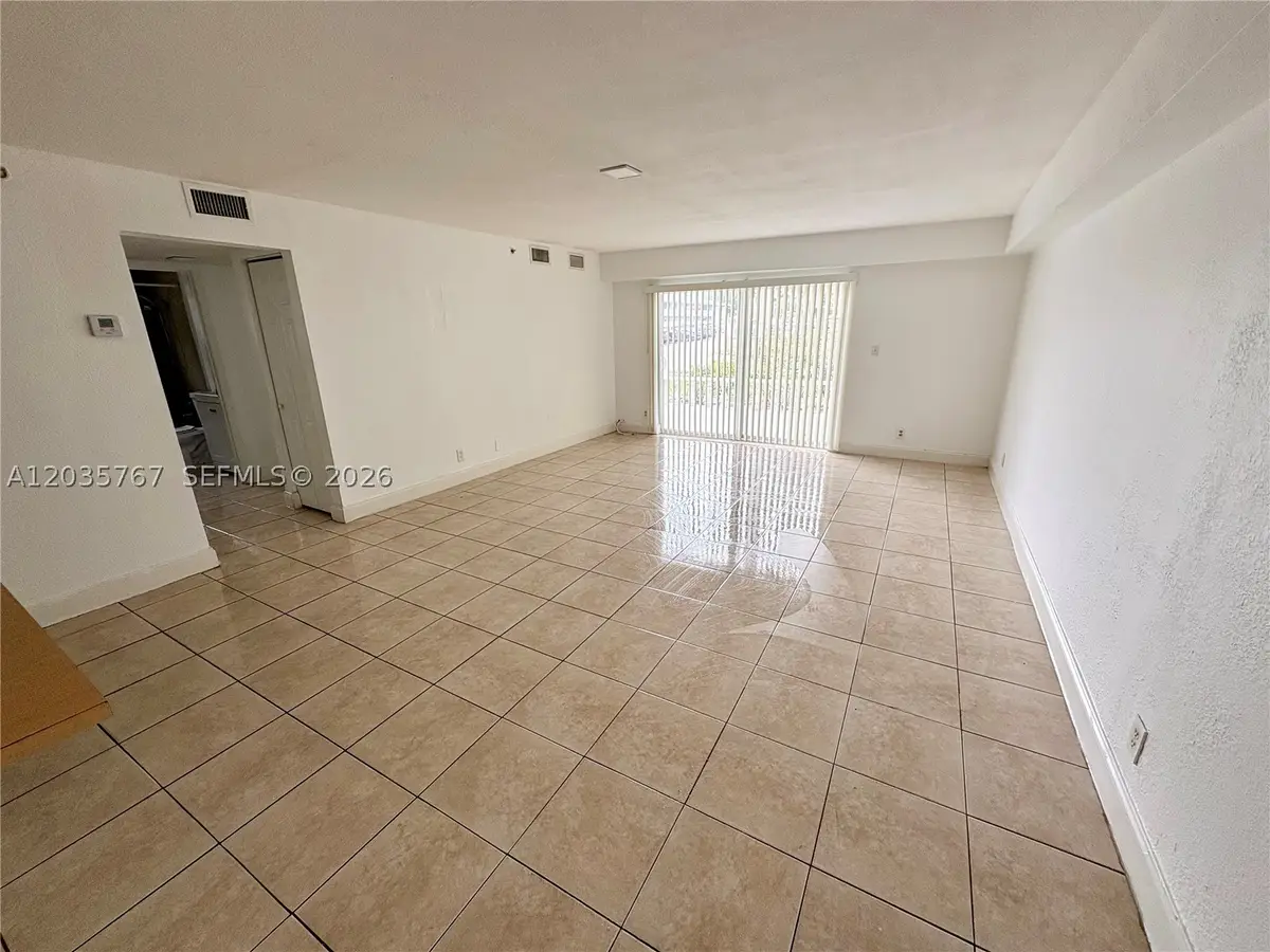 4271 NW 5th St #128, Plantation, FL 33317 - #1