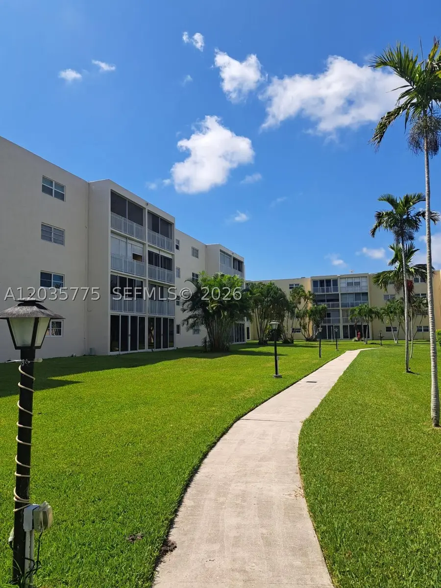 1024 SE 3rd Ave #304, Dania Beach, FL 33004 - #3