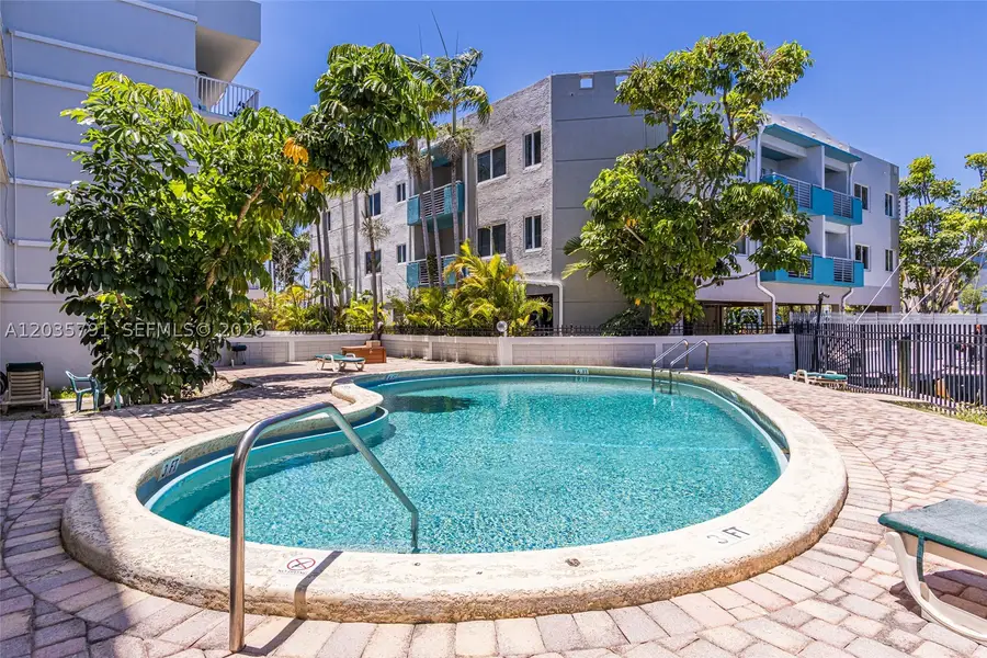 3527 NE 168th St #309, North Miami Beach, FL 33160 - #2