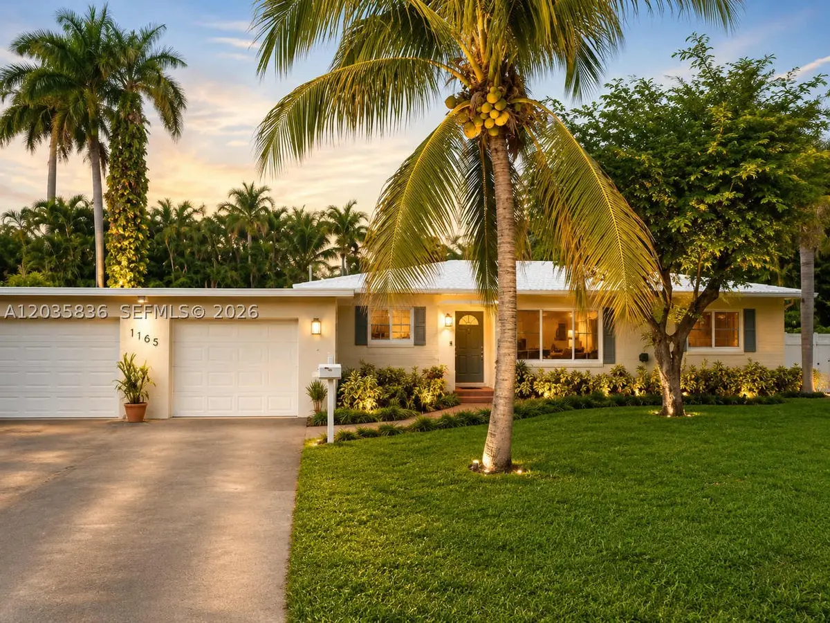 1183 NE 88th St, Miami, FL 33138 - #1