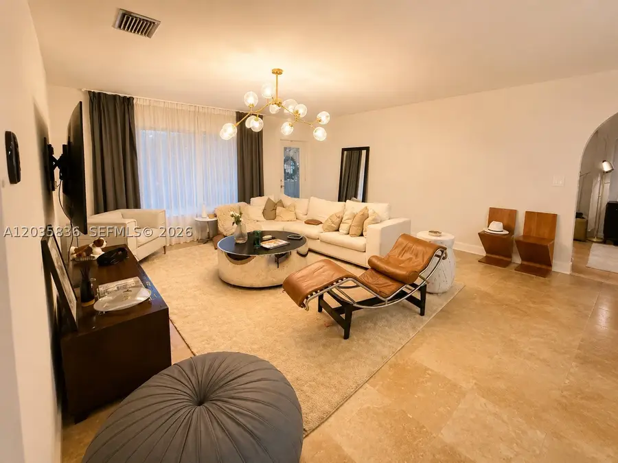 1183 NE 88th St, Miami, FL 33138 - #2