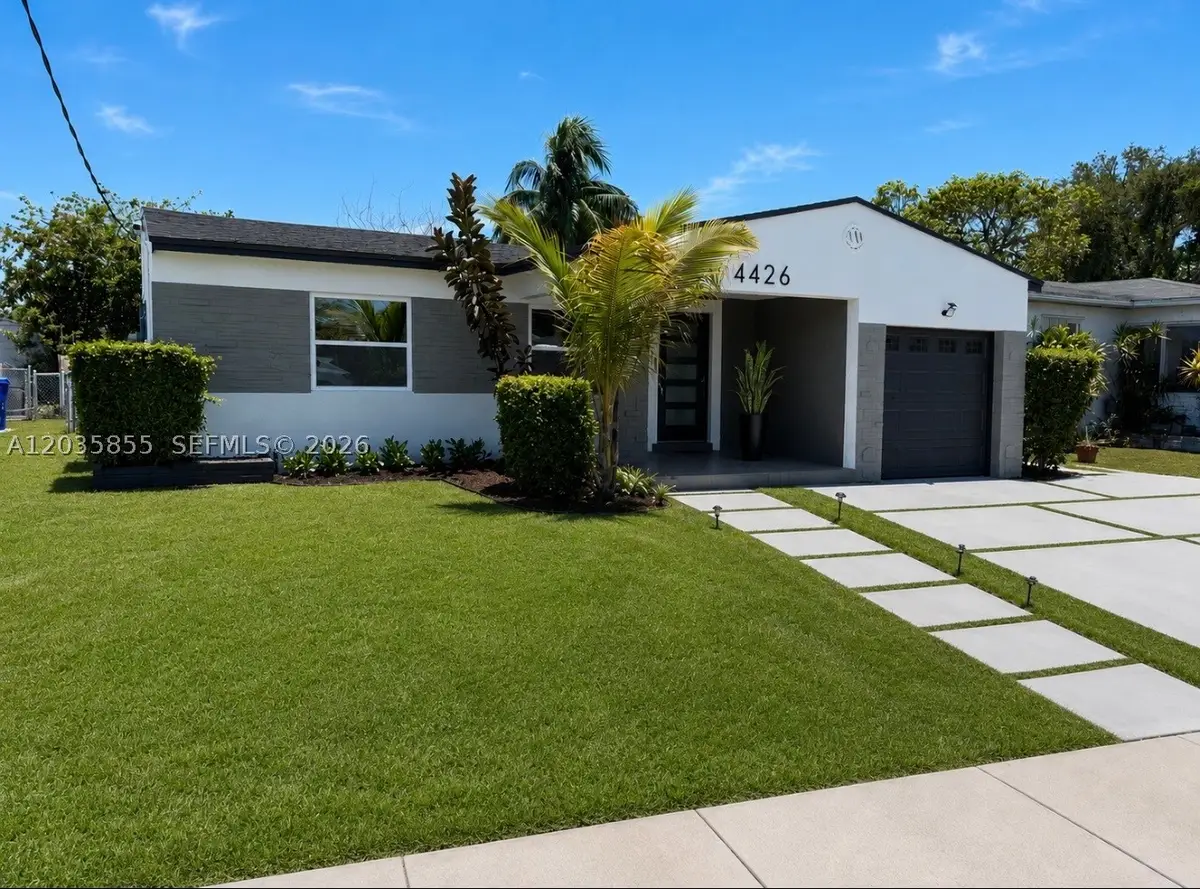 2426 Arthur St, Hollywood, FL 33020 - #1