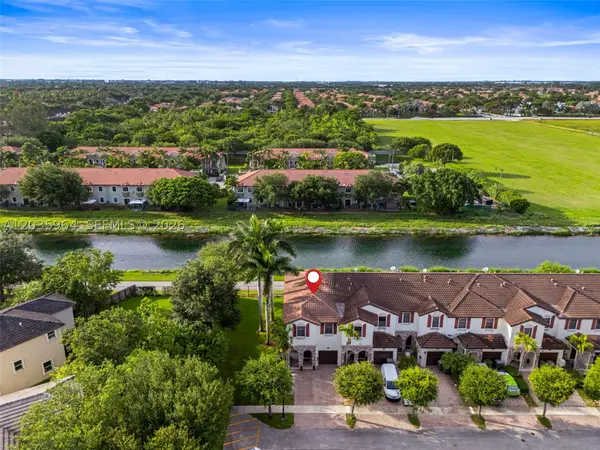 3701 NE 4th St, Homestead, FL 33033